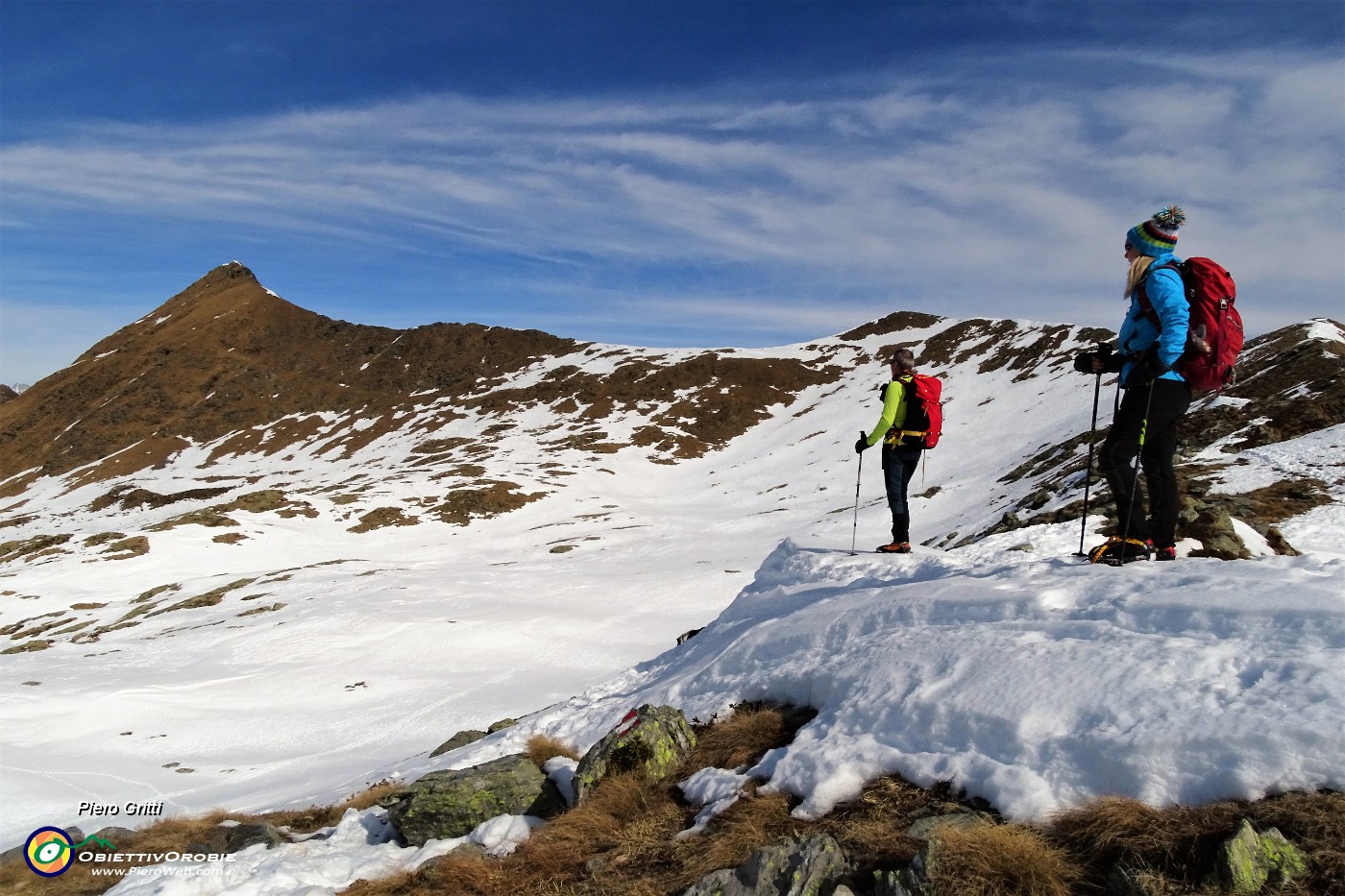 50 Vista dalla cresta verso Cima di Lemma or. a dx e Pizzo Scala a sx.JPG